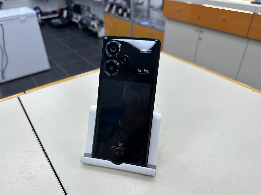 Смартфон Xiaomi Redmi Note 13 Pro+ 8/256