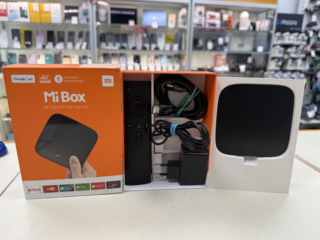 Smart-TV приставка Xiaomi Mi box 4K ULTRA HD