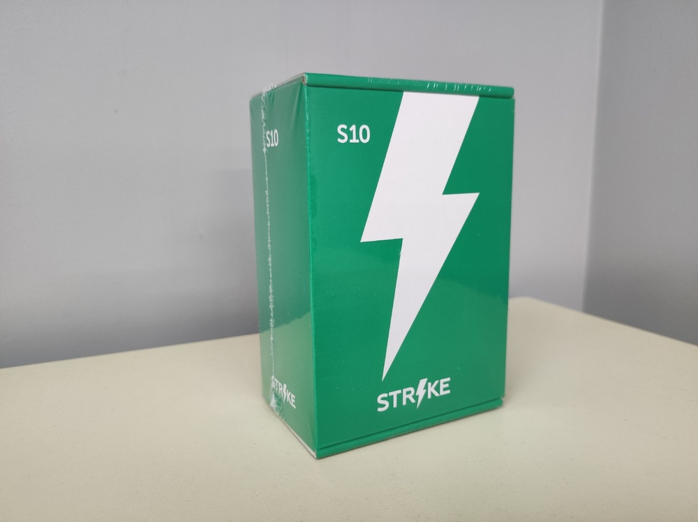 Мобильный телефон Strike S10
