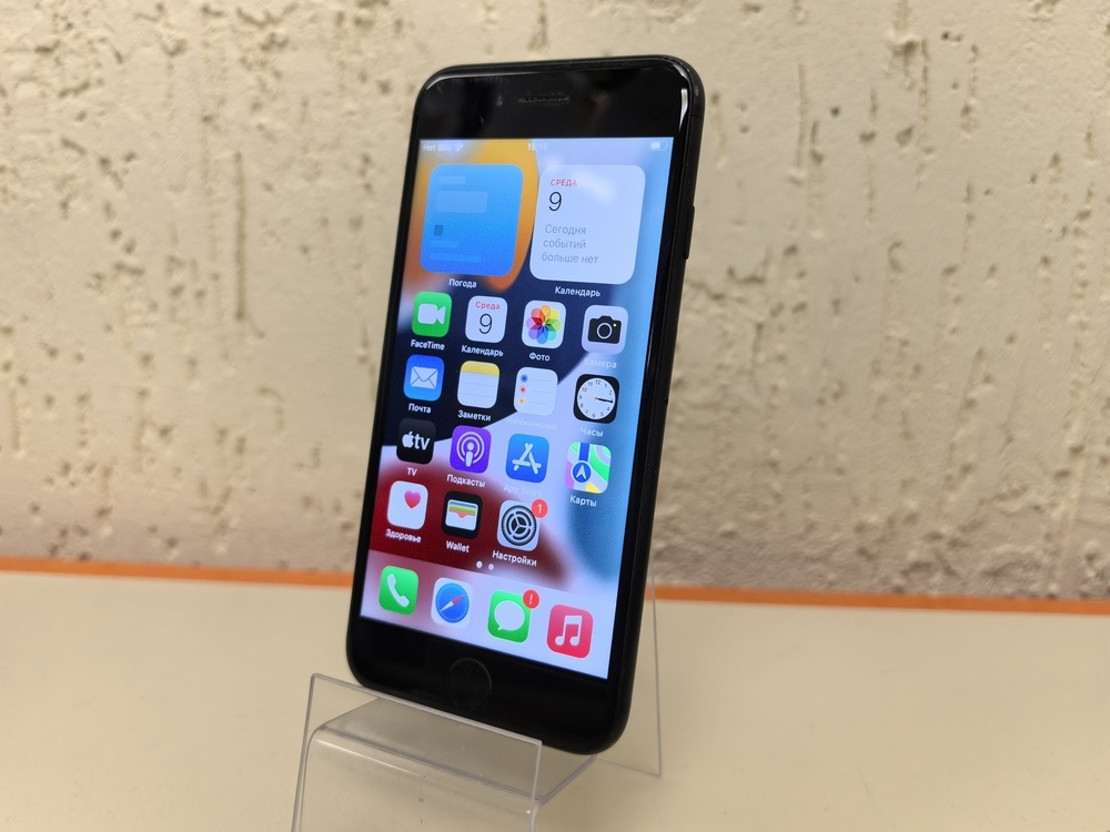 Смартфон Apple iPhone 7 32Gb