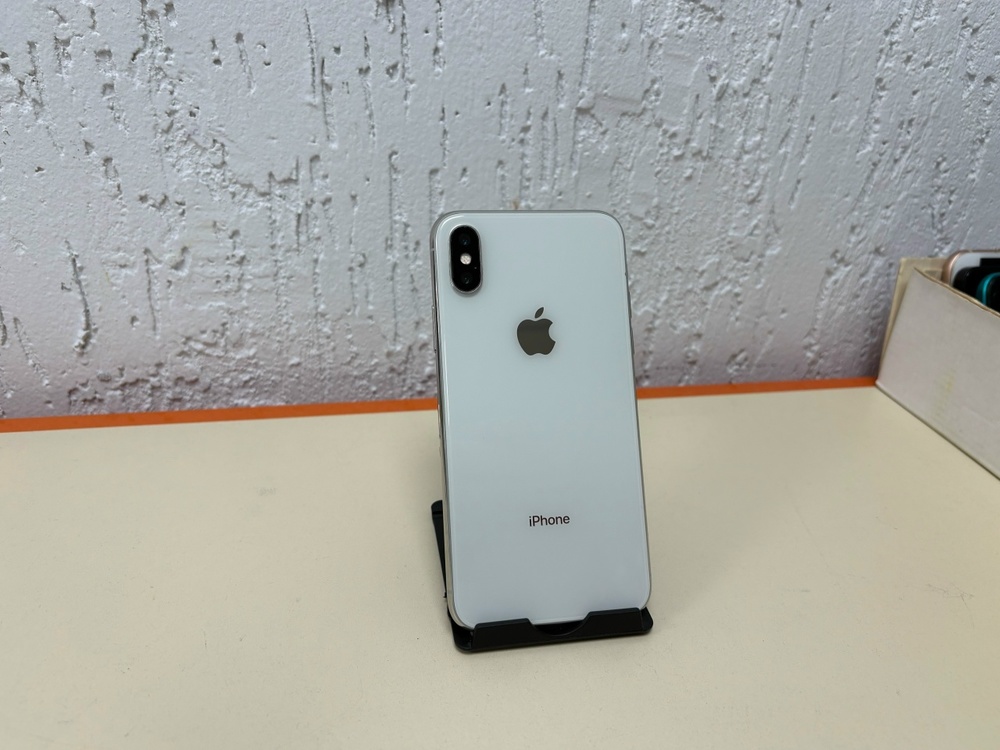Смартфон Apple iPhone X 256Gb