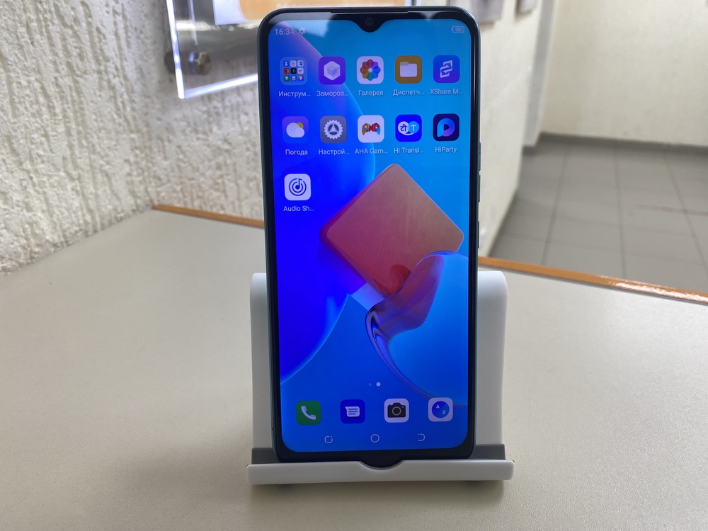 Смартфон Tecno Spark GO 2022 2/32