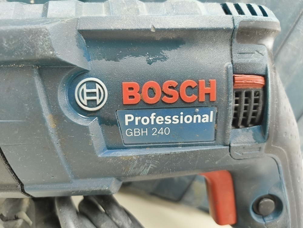 Перфоратор Bosch GBH 240