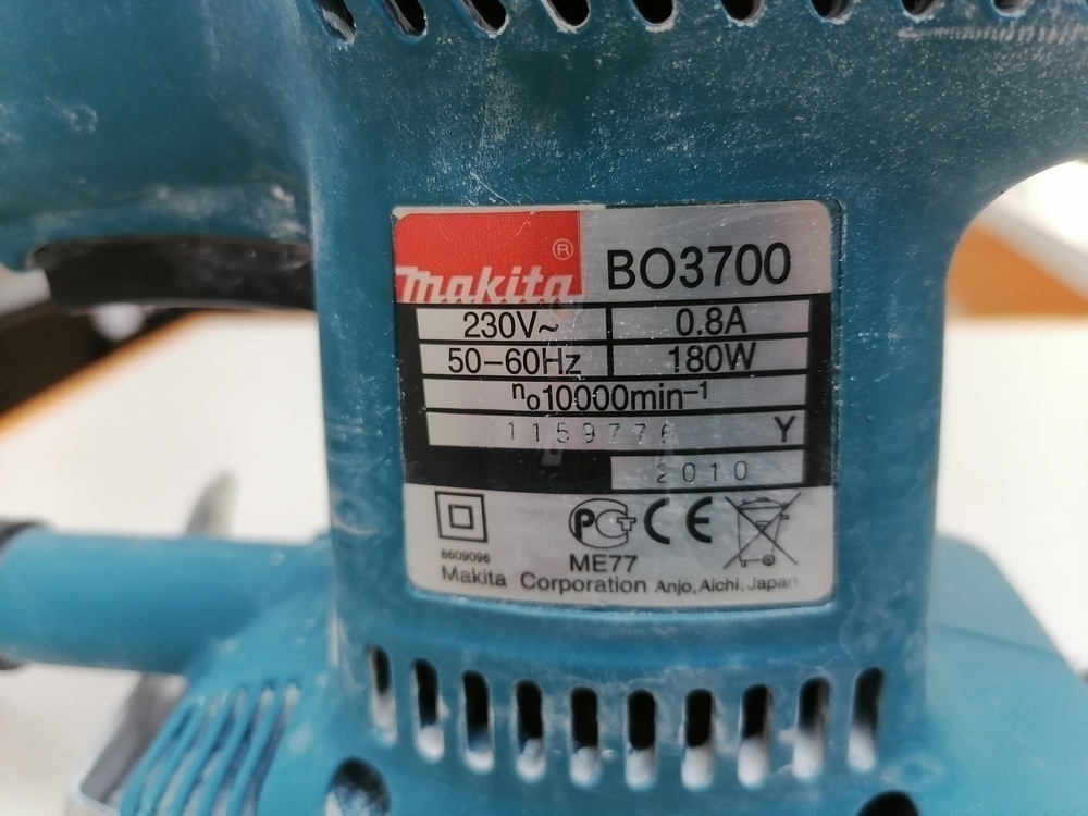 Шлифовальная машина Makita BO3700