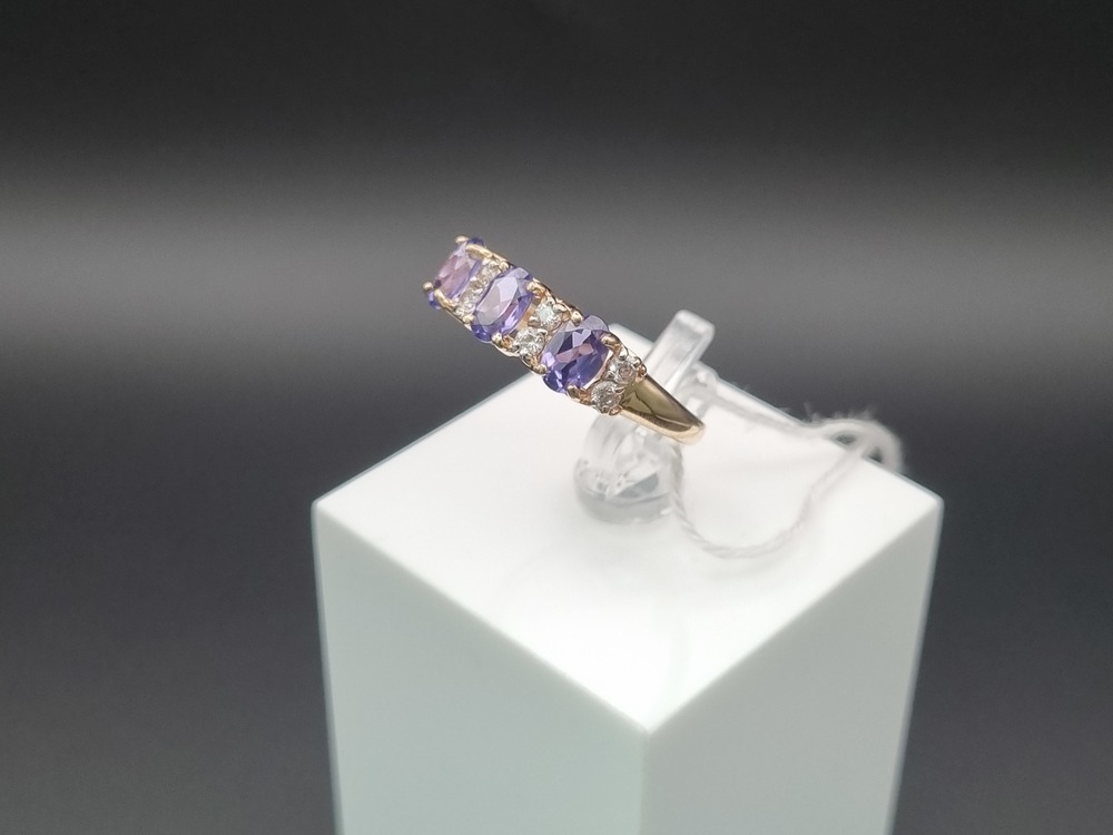 КОЛКМИ585 КОЛЬЦО С КАМНЯМИ (Au 585)