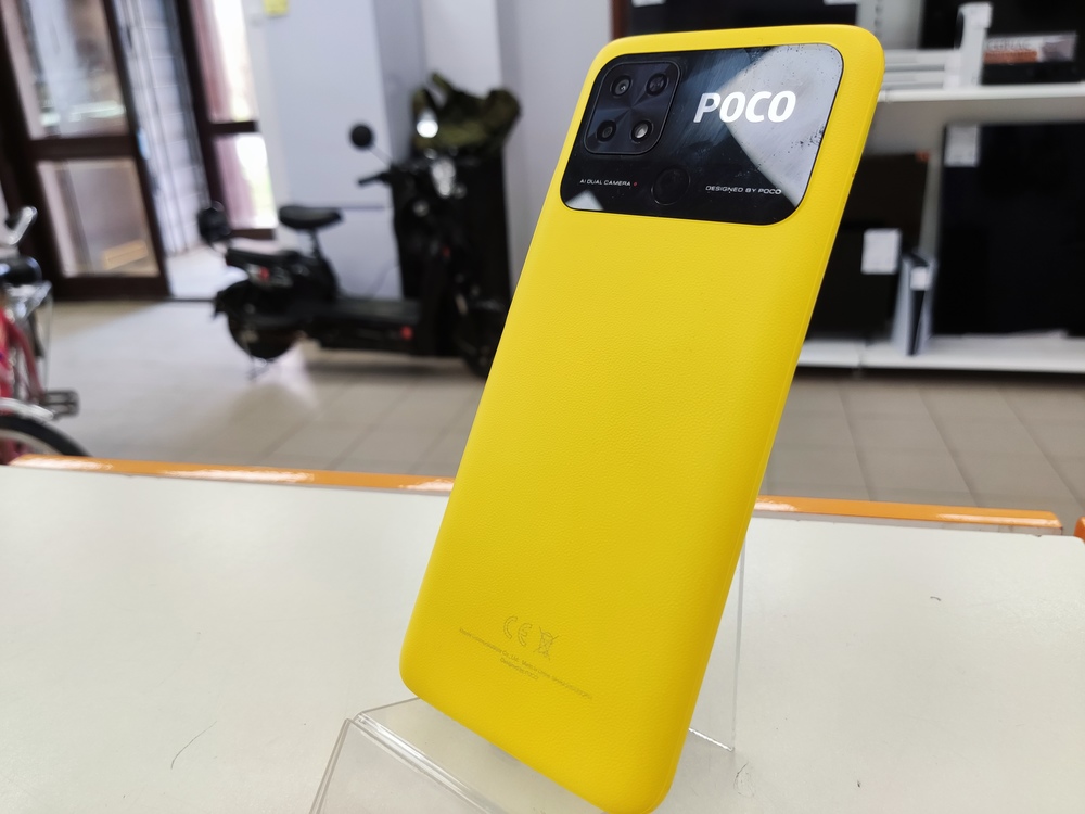 Смартфон Xiaomi Poco C40 3/32