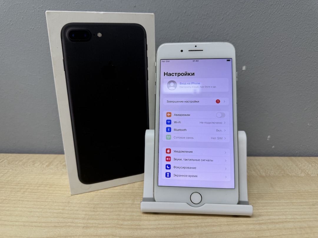 Смартфон Apple iPhone 7 Plus 128Gb