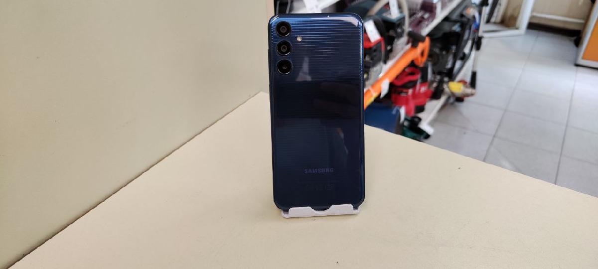 Смартфон Samsung Galaxy M15 6/128