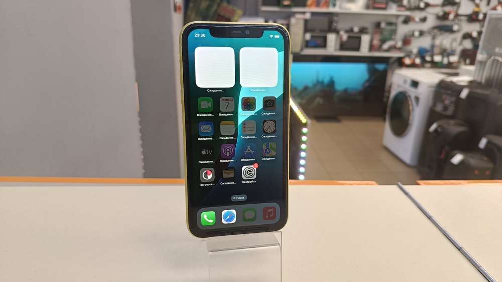 Смартфон Apple iPhone 11 64Gb