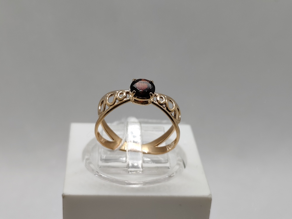 КОЛКМ585 КОЛЬЦО С КАМНЕМ (Au 585)