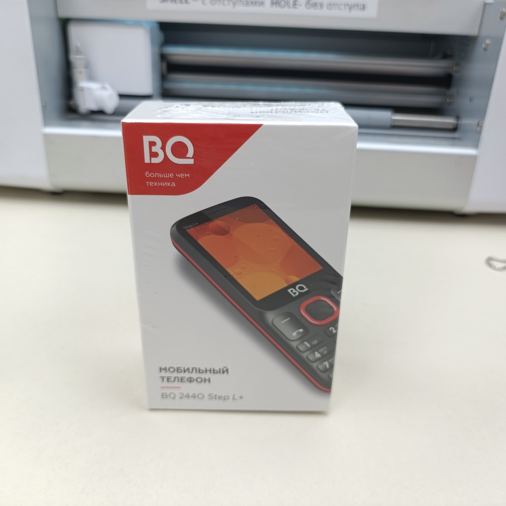 Мобильный телефон BQ 2440