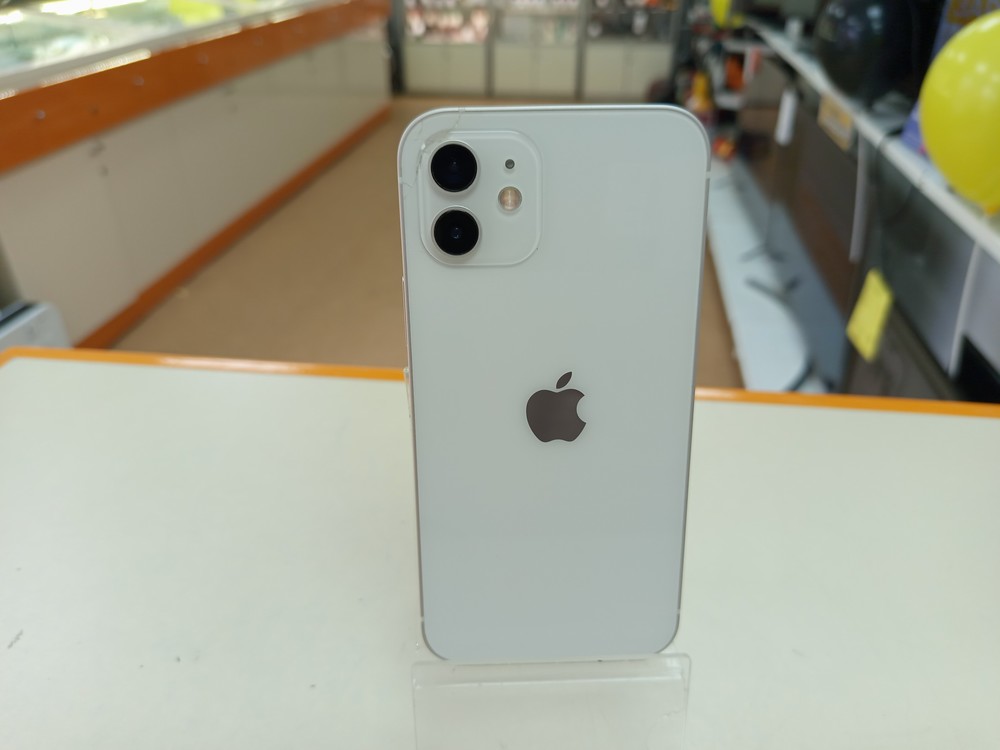 Смартфон Apple iPhone 12 128Gb