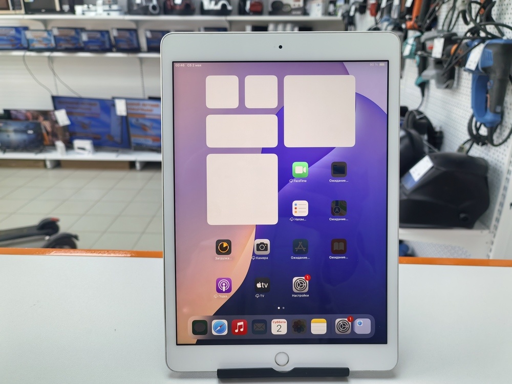 Планшет Apple IPad 7 128 ГБ A2197 (Wi-Fi)