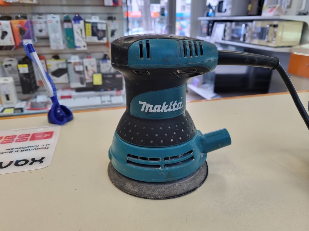 Шлифовальная машина Makita BO5030