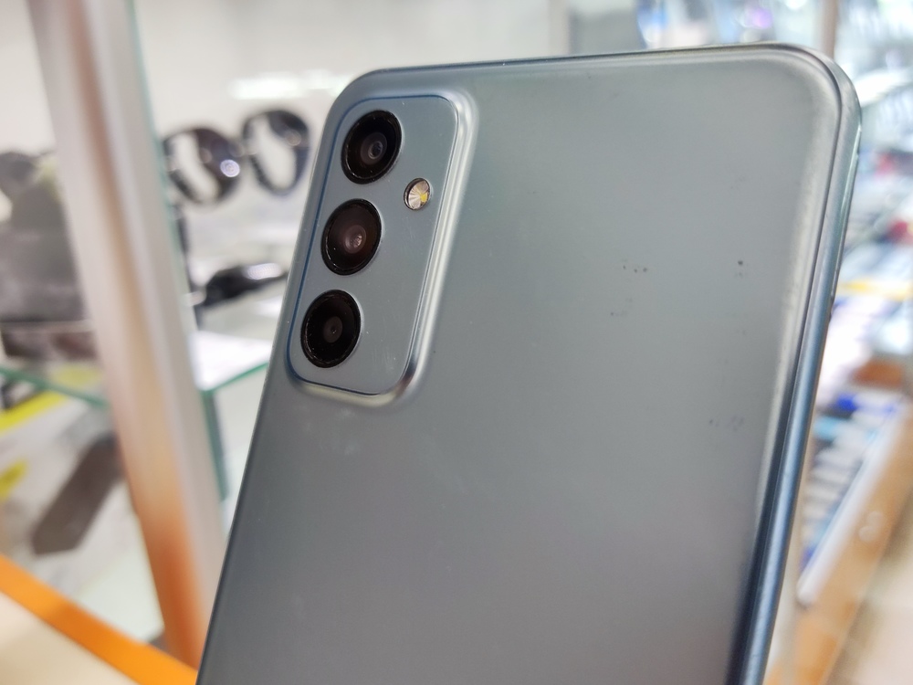 Смартфон Samsung Galaxy M23 5G 6/128