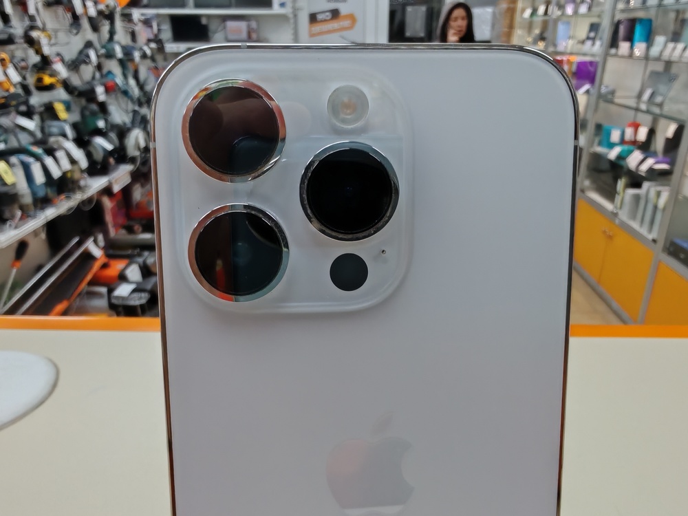 Смартфон Apple Iphone 14 Pro 128Gb