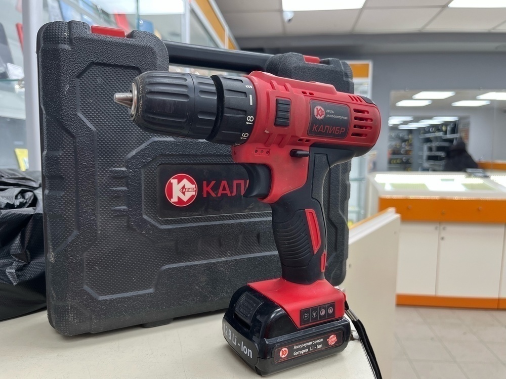 Шуруповерт Калибр ДА-12