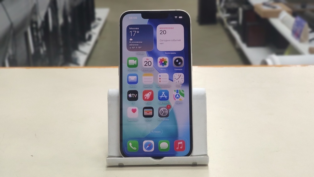 Смартфон Apple iPhone 13 128Gb