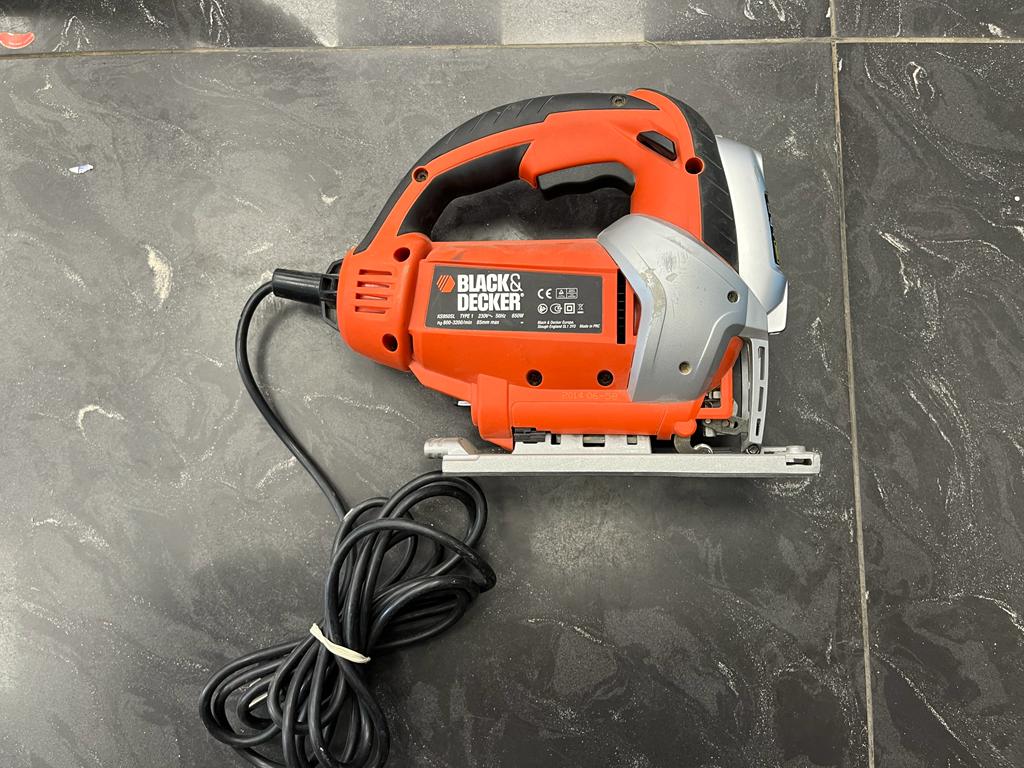 Лобзик Black & Decker KS950SL;