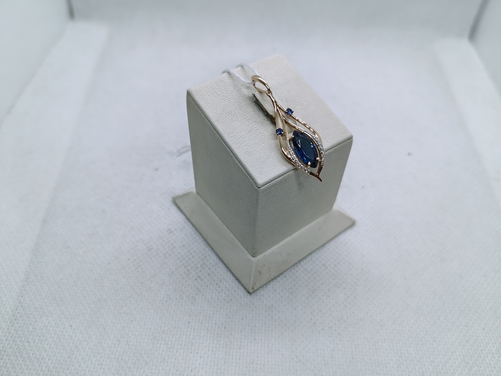 ПОДКМИ585 ПОДВЕСКА С КАМНЯМИ (Au 585)