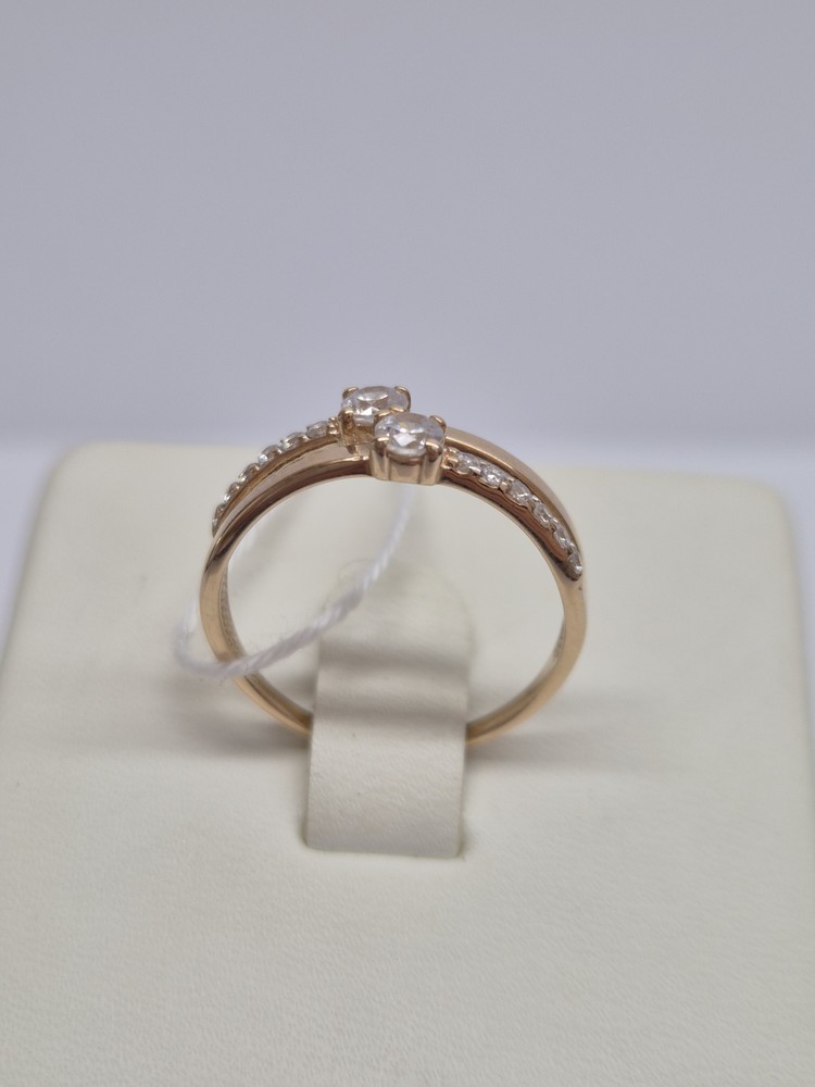 КОЛЬЦО С КАМНЯМИ (Au 585)