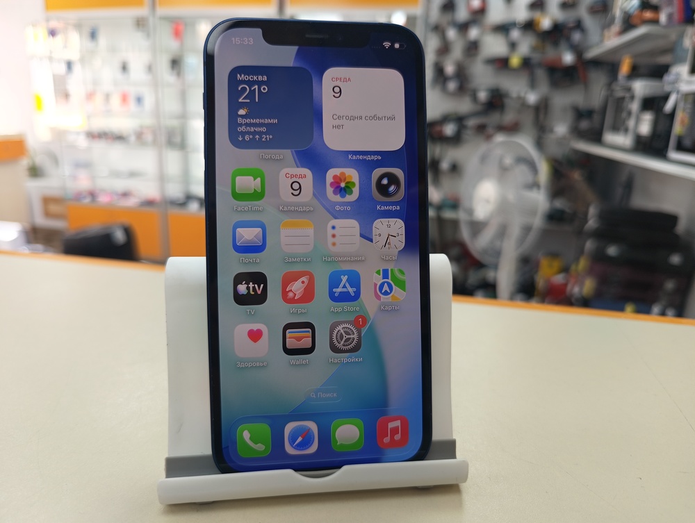 Смартфон Apple iPhone 12 64Gb