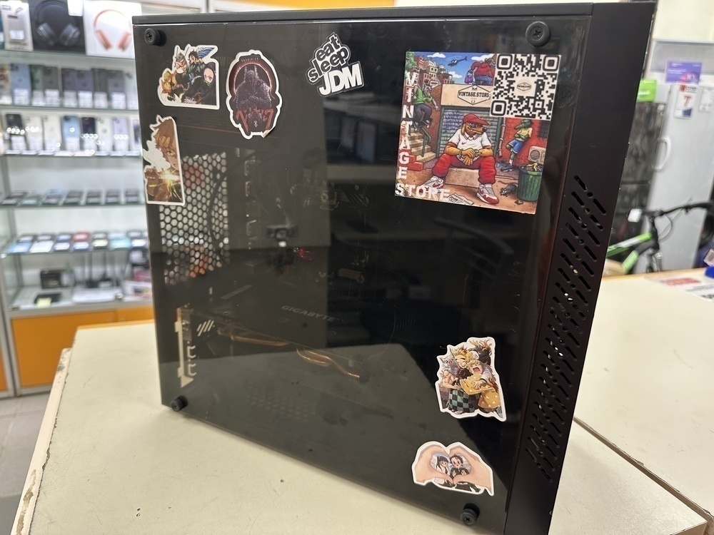 Системный блок Ginzzu; Xeon E5-2640 v3, Radeon RX 570, 16 Гб, 256 Гб, Нет