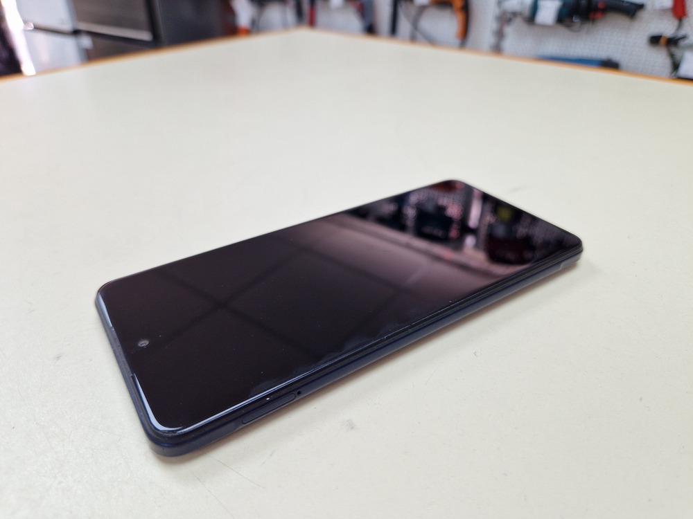 Смартфон Tecno Pova 3 6/128
