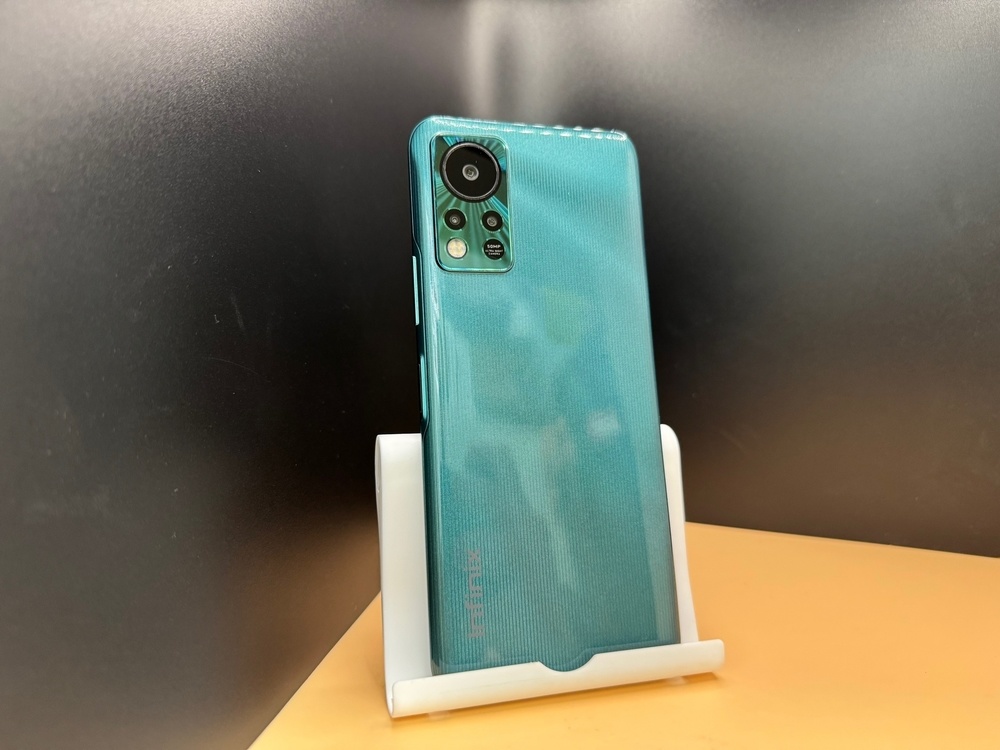 Смартфон Infinix HOT 11S 4/64