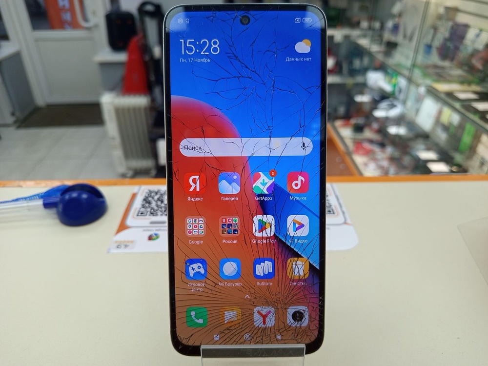 Смартфон Xiaomi Redmi 12 4/128