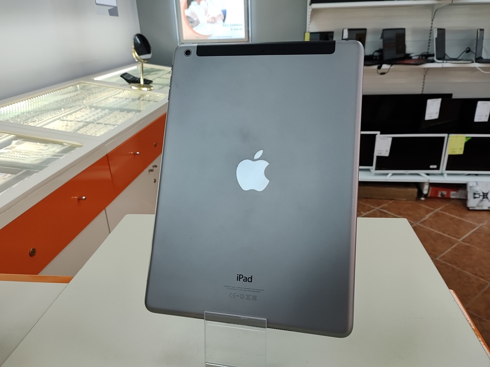 Планшет iPad Air A1475