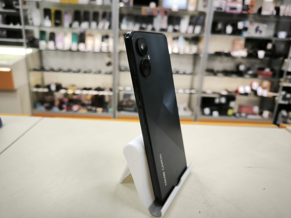 Смартфон Tecno Camon 19 6/128