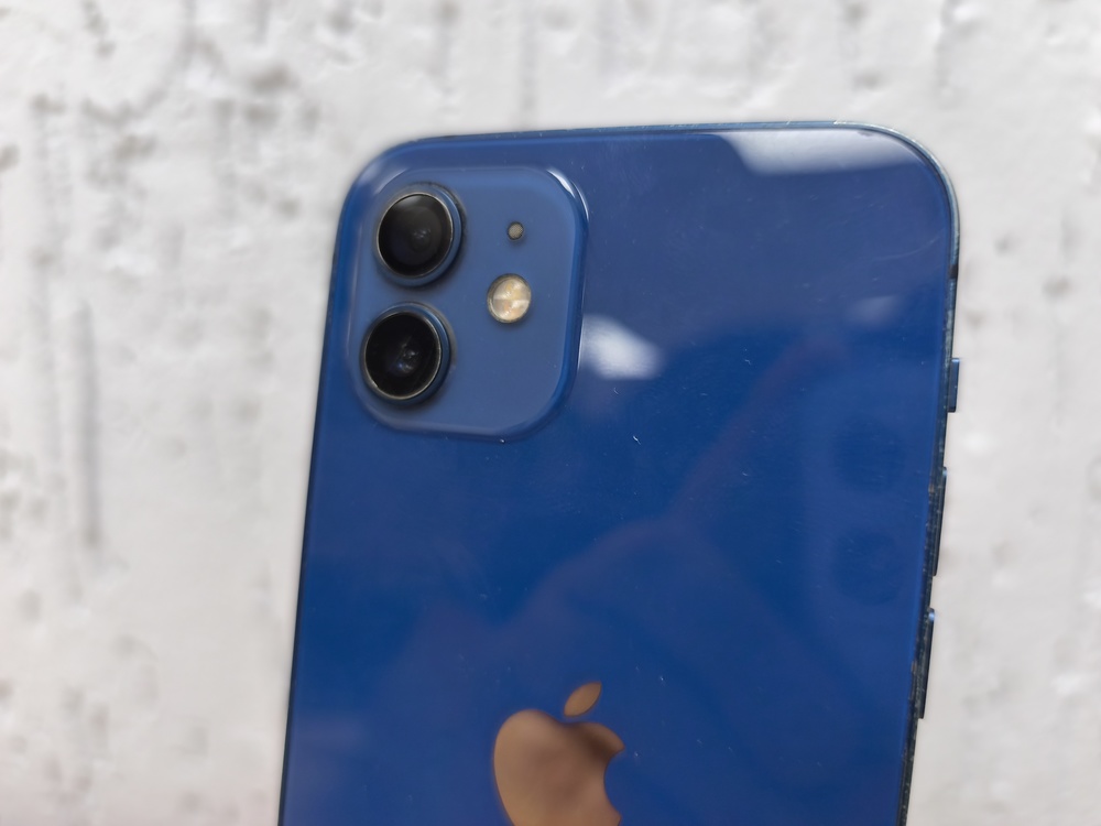 Смартфон Apple iPhone 12 128Gb