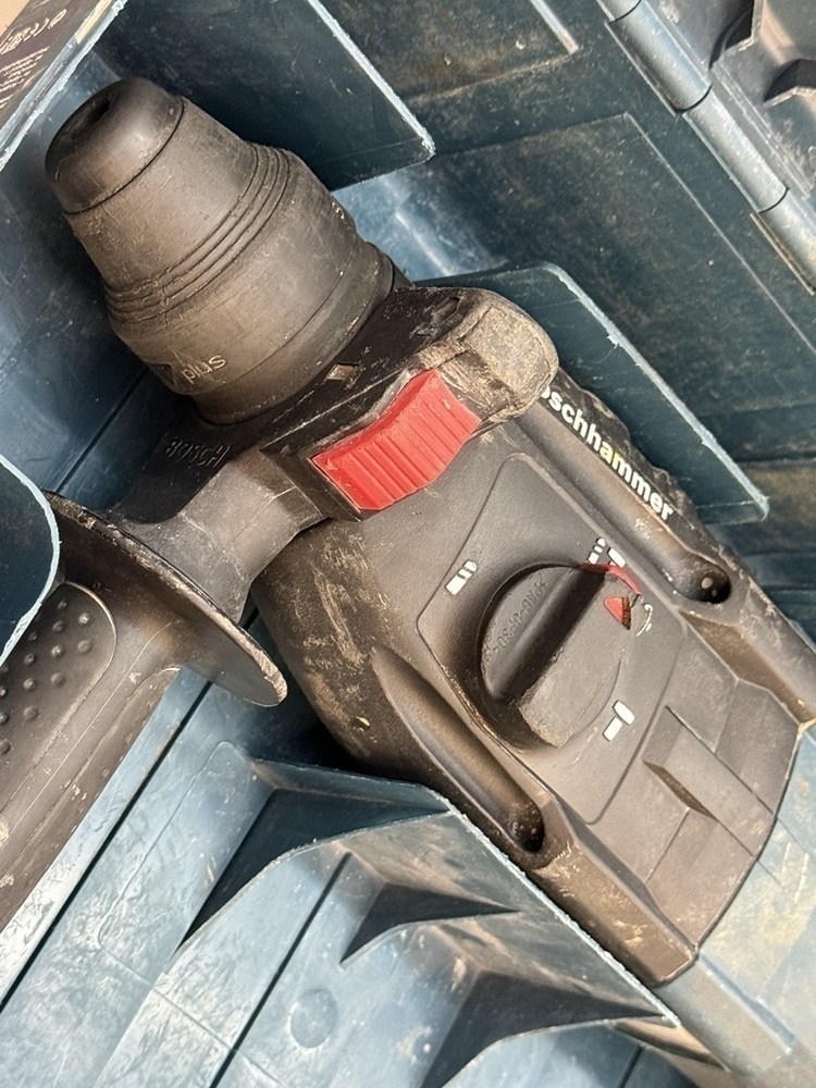 Перфоратор Bosch GBH 240