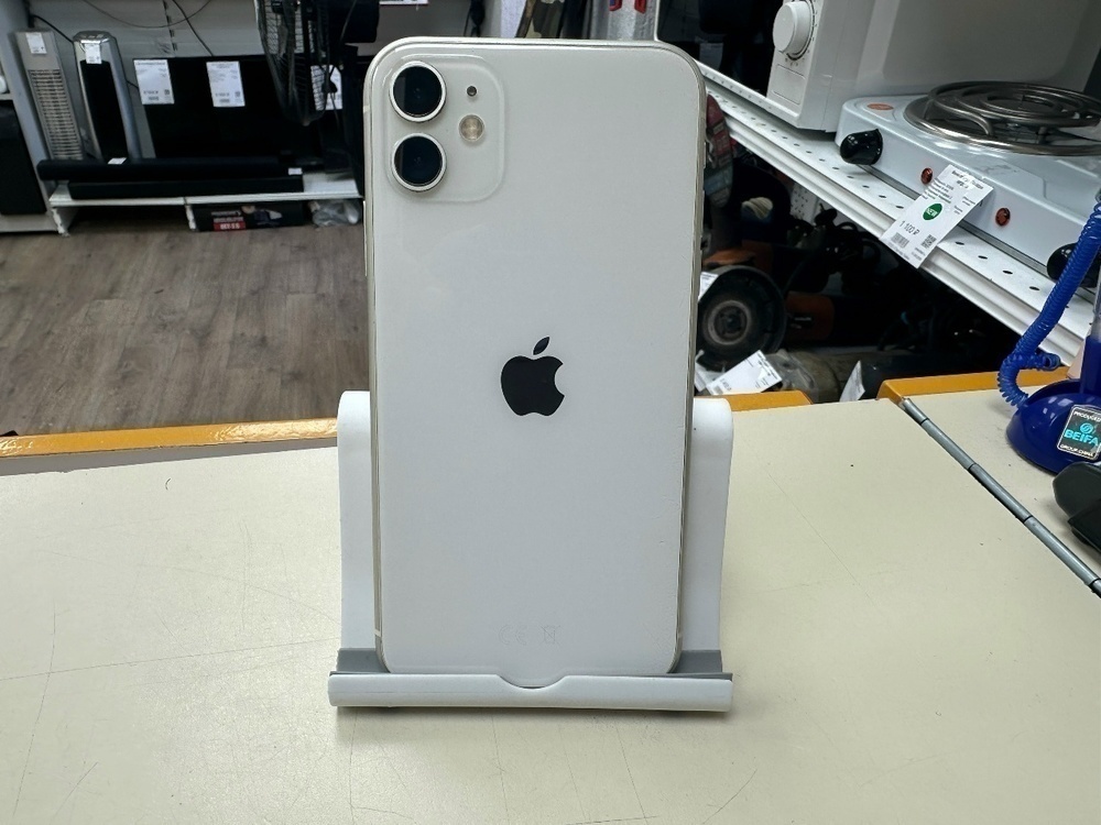 Смартфон Apple iPhone 11 128Gb