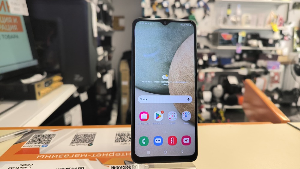 Смартфон Samsung Galaxy A12 4/64