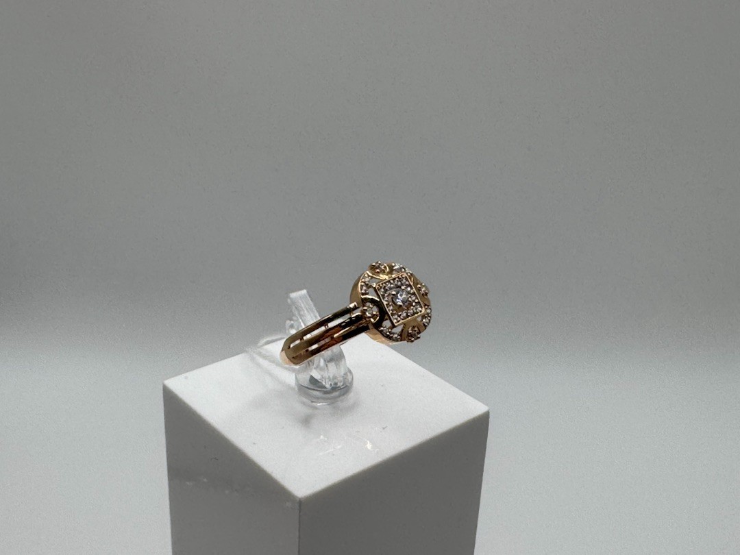 КОЛКМИ585 КОЛЬЦО С КАМНЯМИ (Au 585)