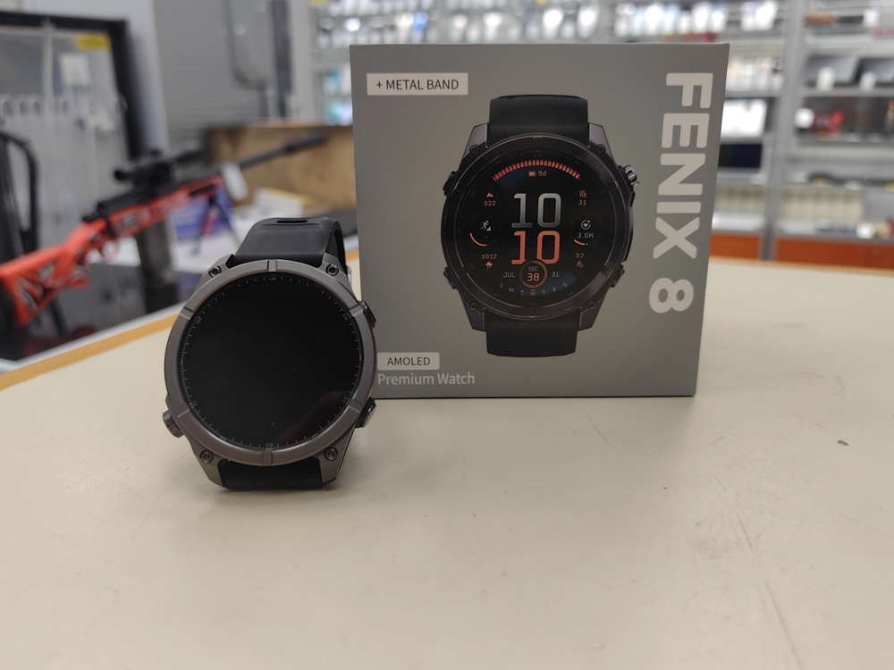 Смарт-часы Garmin Fenix 8 51 мм AMOLED Sapphire Titanium