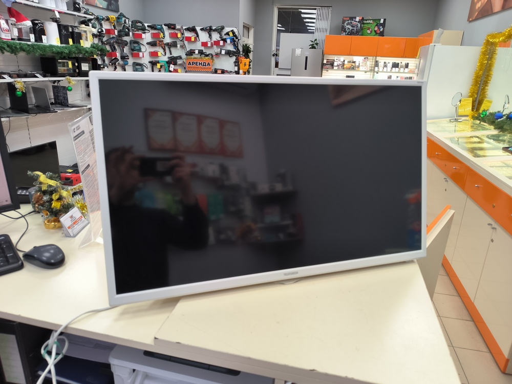 LED Телевизор Telefunken TF-LED32S38T2