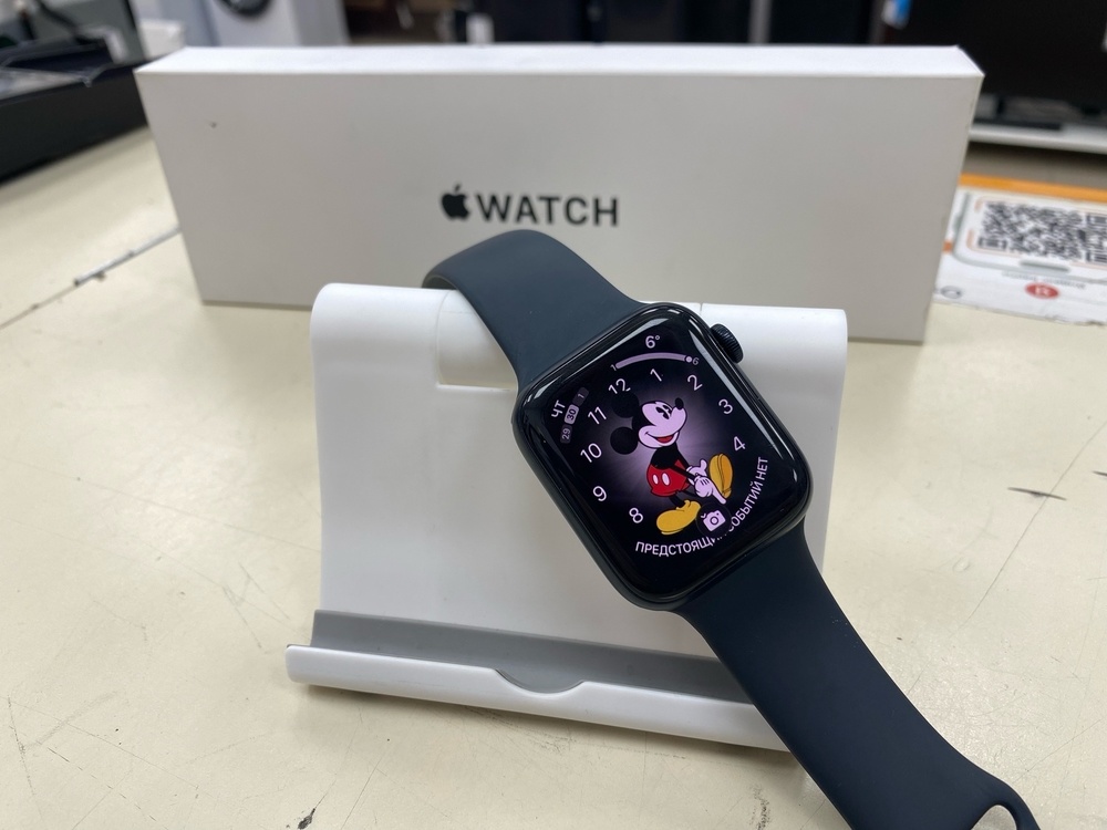 Смарт-часы Apple Watch SE 2025 44mm