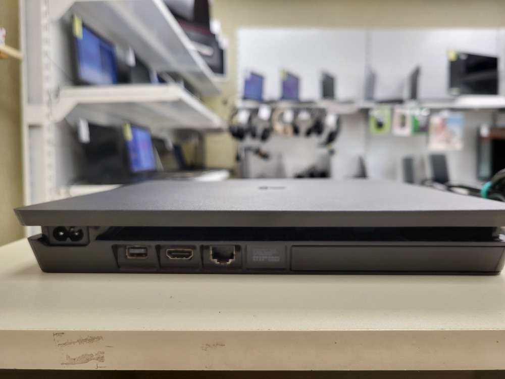 Игровая приставка PlayStation 4 Slim 500GB