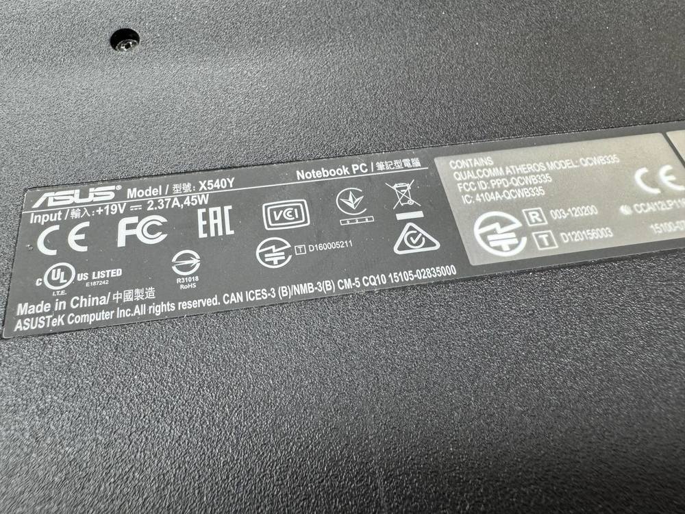 Ноутбук ASUS R540Y; E1-7010, Radeon R2 series, 2 Гб, Нет, 500 Гб