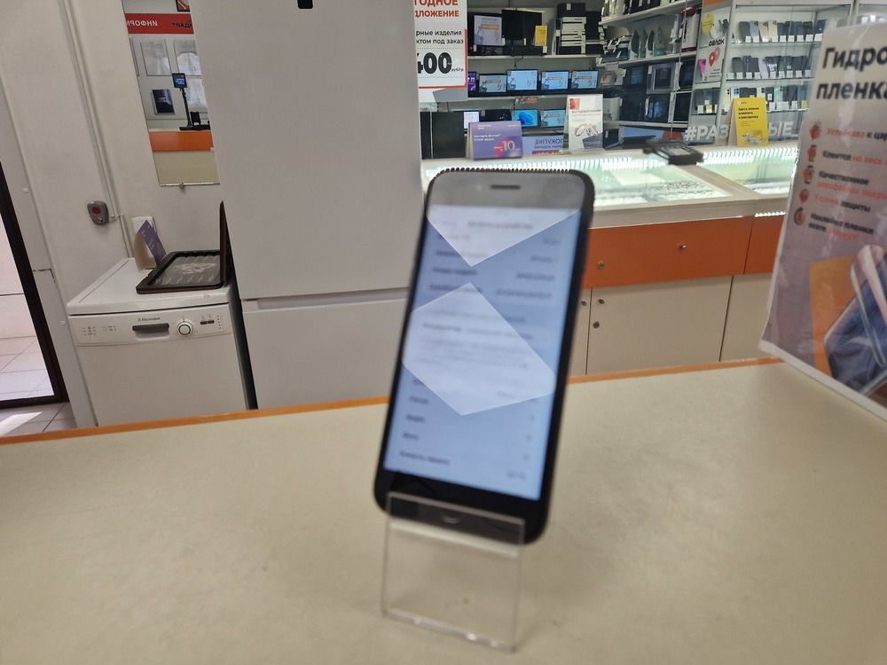 Смартфон Apple iPhone 7 32Gb