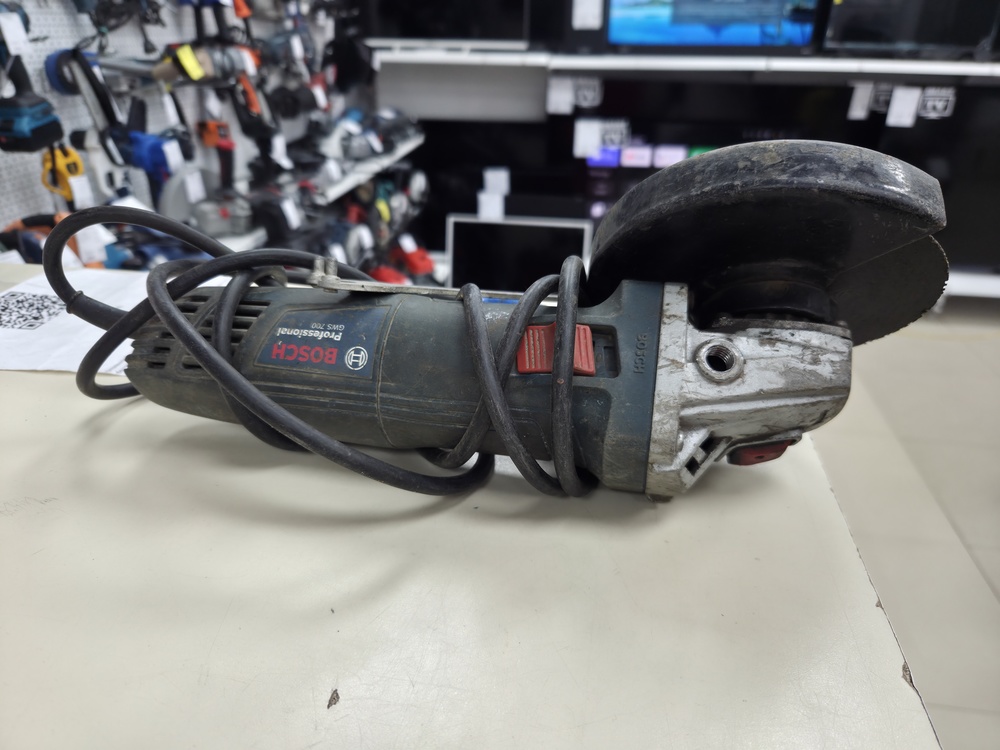 Угловая шлифмашина Bosch GWS 700