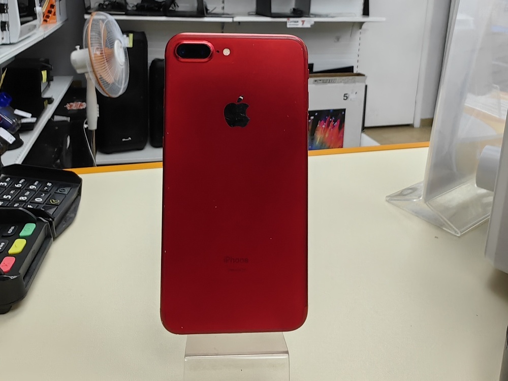 Смартфон Apple iPhone 7 Plus 32Gb