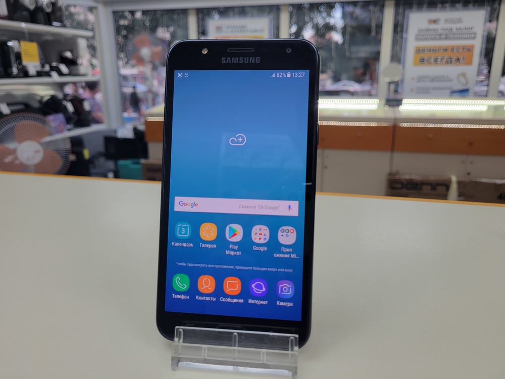 Смартфон Samsung Galaxy J7 2016 2/16