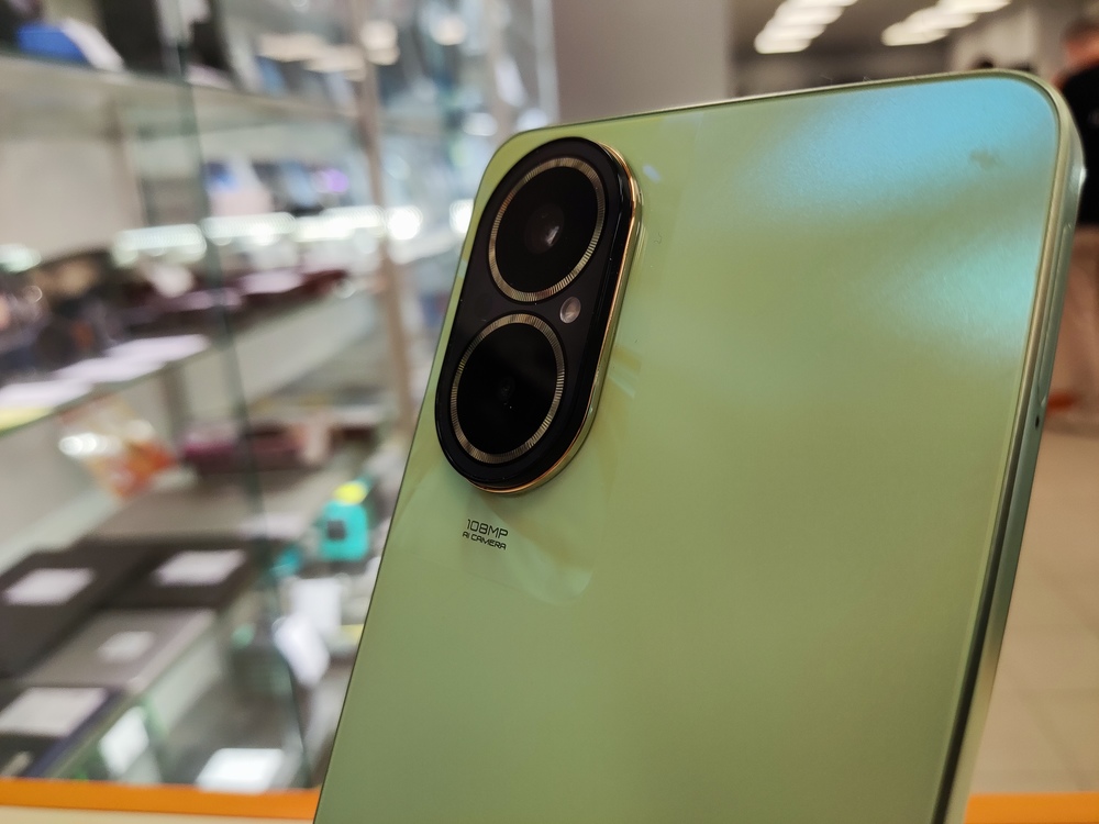Смартфон Realme C67 6/128