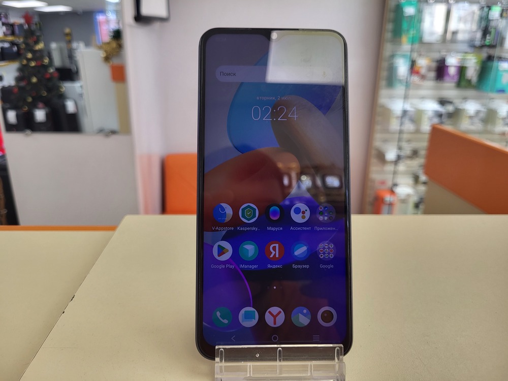 Смартфон Vivo Y35 4/128