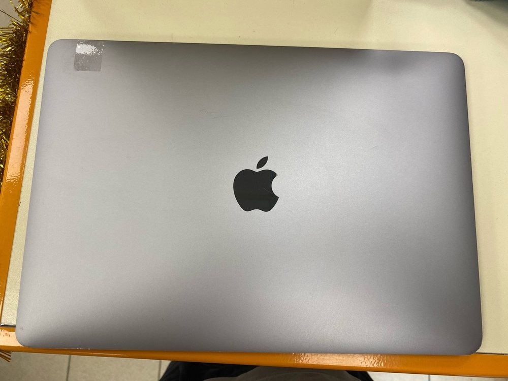 Ноутбук Apple MacBook Pro (13 дюймов, 2017 г., два порта Thunderbolt 3)