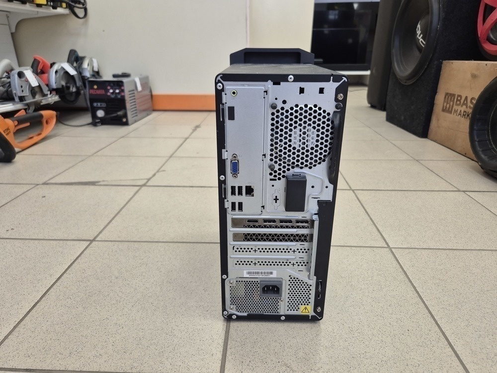 Системный блок Lenovo;  Core I5-11400F, GeForce RTX 3060, 16 Гб, 1 Tb, Нет